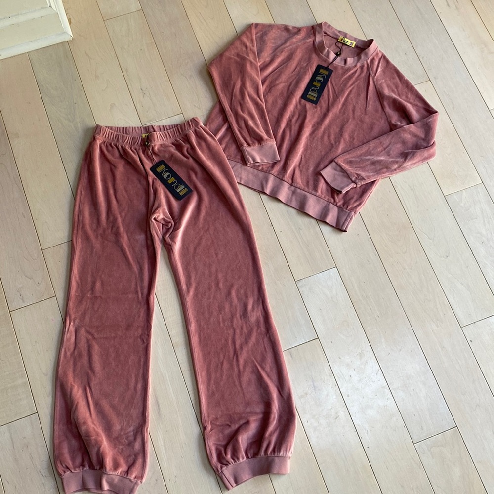 Suzie Kondi pink soft cotton velour girls Raglan top pants sweatsuit